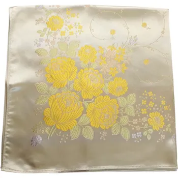 HEDVA ČESKÝ BROKÁT Šátek Ondritek VSh 76x76 KYTICE se šlahouny pastelová