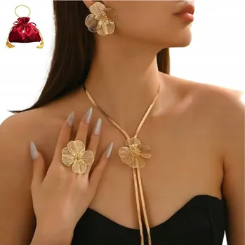 Souprava šperků Zlatá souprava šperků pro ženy, pozlacená sada jako Dárek, 5 ks