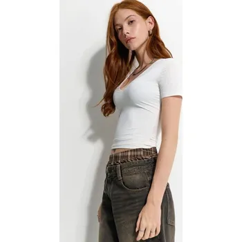 Dámské tričko Tričko s výstřihem do V - L - House - bílý - 735GP-00X