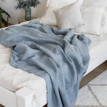 Přehoz na lůžko TULULUM Vaflový přehoz šedomodrý Rozměr: 160 x 215 cm