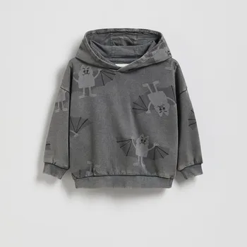 Chlapecká mikina Reserved - Mikina oversized s potiskem - černý - 024FK-99X - 024FK-99X-104