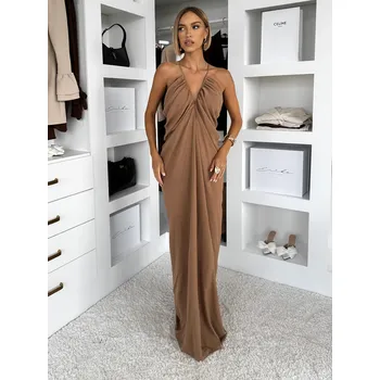 Dámské šaty Hnědé dlouhé řasené společenské šaty MIRRU Velikost: ONESIZE
