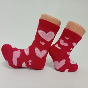 Trepon Dětské bavlněné ponožky SRDÍČKA Barva: červená, Velikost: 13 - 15 (19 - 22)