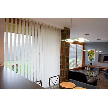 Vertikální žaluzie ISOTRA, šířka 810-900mm TYP LAMEL: 1.kat. - ZÁKLADNÍ ZASTÍNĚNÍ, VÝŠKA: mezi 326-350cm 651/1/326