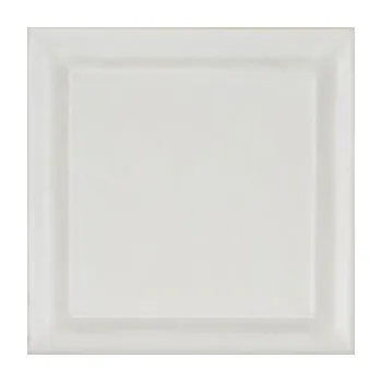 Krbová kamna Romotop BARACCA 10 s kobkou - kachlový akumulační krb Korpus: 12 černá, Glazura: Bílý mramor - příplatková glazura + voucher + Dodatečná sleva 1% kód: ROMOTOP