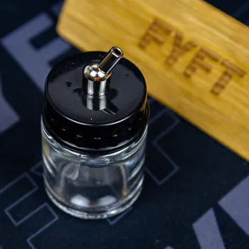 Sklenička AB-02 na barvu s víčkem na připojení 22 ml Royalmax