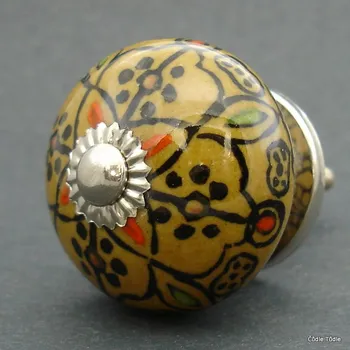 Nábytkové kování Nábytková úchytka hnědá s ornamentem 4 cm - knopka