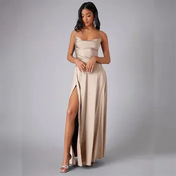 Dámské šaty Saténové dlouhé šaty s ramínky a rozparkem - L Barva: Khaki, Velikost: L