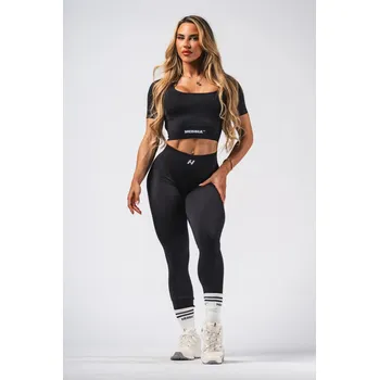 Dámské legíny NEBBIA Tvarující bezešvé maximum push-up legíny FLOW SEAMLESS černé XS