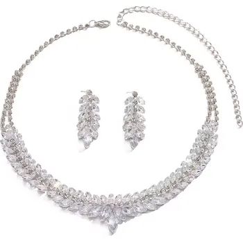 Souprava šperků B-TOP Luxusní bíle pozlacená souprava s krystaly a delšími náušnicemi