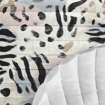 Prošívaná šusťákovina něžná šelma