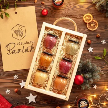 Dárkový potravinový koš Včelařství Pavlák - Dřevěná dárková sada medů 6ks / dárková dřevěná bedna včelařství pavlák