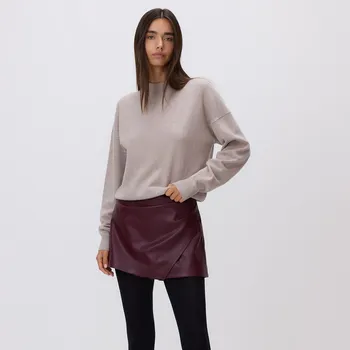 Dámské kraťasy Reserved - Kraťasová sukně z umělé kůže - bordó - 3220D-53X - 3220D-53X-S