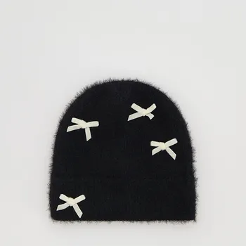 Čepice Reserved - Pletená čepice s mašličkami - černý - 699GT-99X - 699GT-99X-9Y1