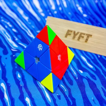 Hlavolam Hlavolam Pyraminx GAN Pyraminx M Explorer na Speedcubing Barva: Stickerless