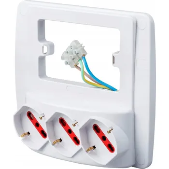 Elektrická zásuvka Nástěnná zásuvka Multipresa 3x Schuko plochá rozdvojka zásuvky