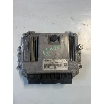 Jednotka motoru Mazda 1.6 6M6112A650BB