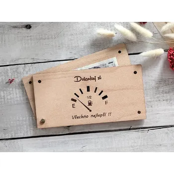 Obálka Dřevěná obálka na peníze - Dotankuj si