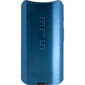vaporizér Vaporizér DaVinci IQ3 Sapphire (Představujeme DaVinci IQ3, špičkový vaporizér navržený pro maximální chuť a výkon. Díky inovativnímu systému Cool Core™ ochlazuje páru o 50 % více než předchozí modely, což zajišťuje mimořádně jemný a chutný zážitek.)