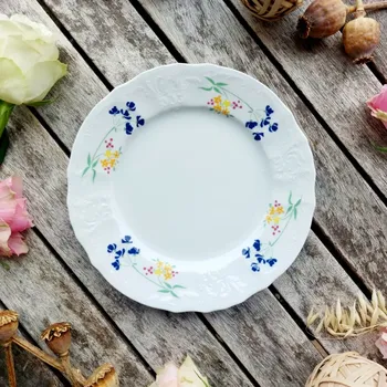 Talíř BERNADOTTE talíř dezertní 19 cm, barevné květiny, Thun 1794 (Porcelánový talíř 2. jakost)