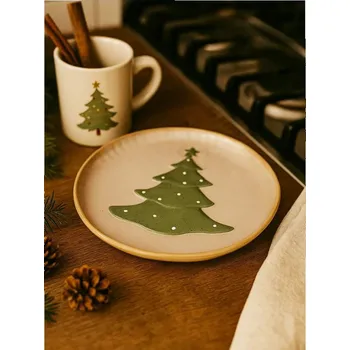 Vánoční dekorace Sinsay Keramický vánoční talíř s motivem vánočního stromku zelená