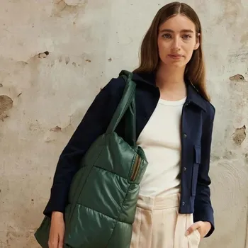 Cestovní taška RILLA Taška přes rameno puffy Tinne + Mia CLODE jungle green