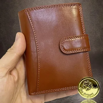 Peněženka Naprosto famózní odstín kůže, pánská kožená peněženka a navíc monogram Vyberte variantu: + ražba monogramu (A) Okrasně Monotype Cors. + Akce - zlatá mince Pro štěstí ZDARMA