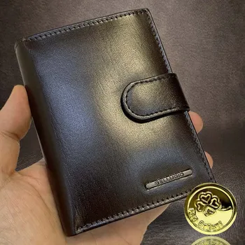 Peněženka Zítra u vás. Monogram v ceně, kožená peněženka Vyberte variantu: bez jakékoliv úpravy + Akce - zlatá mince Pro štěstí ZDARMA