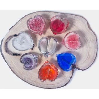 Srdíčko Barva: červená