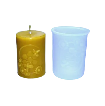 Výroba svíčky Forma na svíčky s včelím motivem 55x75mm (Forma silikonová na svíčky)