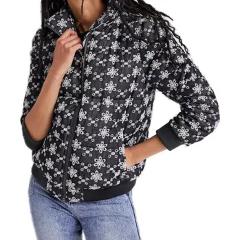 Dámská casual bunda Desigual bunda, L (Dámská bunda s výšivkou značky Desigual )