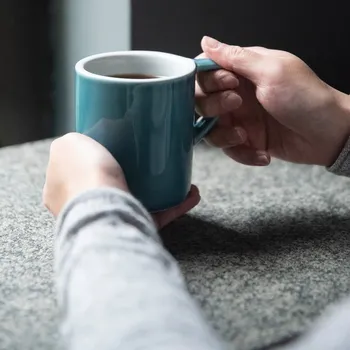 LOVERAMICS Bond Indigo 300 ml - porcelánový hrníček na kávu a čaj