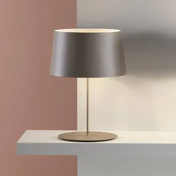 Lampička Vibia Warm 4901 stolní lampa, Ø 42 cm, hnědá - výška stínidla 24 cm; Ø noha 32,5 cm hnědý 3 x 15 W LED - Doprava zdarma