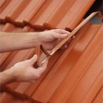 Protisněhový hák C 380 cihlově červená