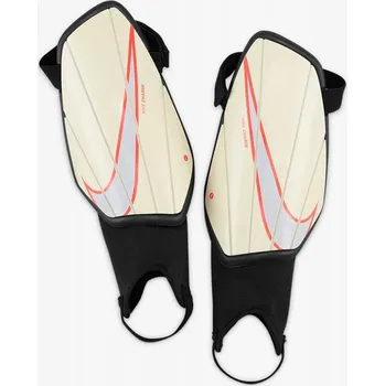 Podprsenka Chrániče holení Nike Charge SP2164 113 bílé XL