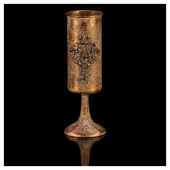 Kovová dekorace na postavení - úzký kalich, nižší, barva zlatá.