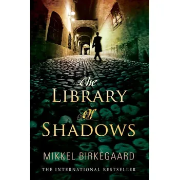Beletrie pro dospělé The Library of Shadows
