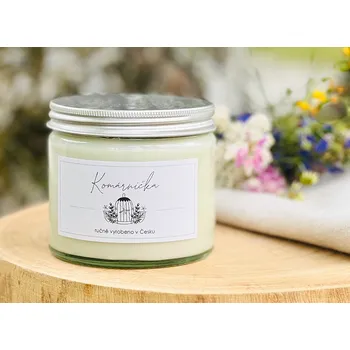 Svíčka Sójová svíčka proti komárům s vůní levandule, citrónu a hřebíčku