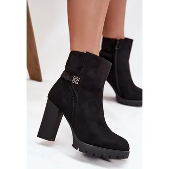 Dámské kozačky Zateplené dámské kotníkové boty na podpatku s ozdobnou páskou Zayna Barva: Černá, Velikost: 40