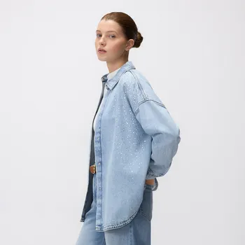Dámská košile Reserved - Džínsová košile s aplikacemi - modrá - 9316H-50J - 9316H-50J-S