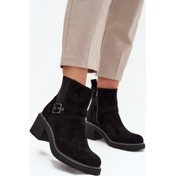 Dámské kozačky Dámské kotníkové boty na klocku s přezkou Nymera Barva: Černá, Velikost: 40