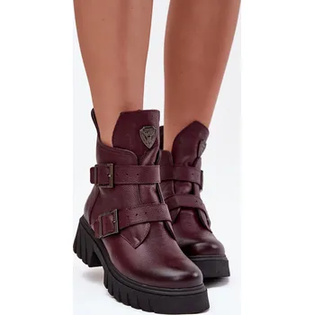 Dámské kozačky Kožené zateplené dámské boty s přezkami a ozdobným detailem Zazoo 60482 Barva: Červená, Velikost: 39