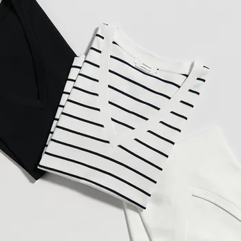 Dámské tričko Reserved - Tričko z mercerované bavlny - vícebarevná - ZS438-MLC - ZS438-MLC-M