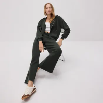 Dámské kalhoty Reserved - Kalhoty se širokými nohavicemi - tmavě zelená - 610GA-79X - 610GA-79X-XXL