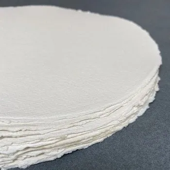 Umělecký papír Kulatý akvarelový ruční papír Khadi 56cm 320g (Kulatý akvarelový ruční papír Khadi 56cm 320g)