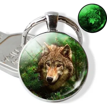 Klíčenka vlk - svítí ve tmě (23) (Přívěšek na klíče vlk)