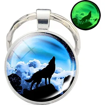 Klíčenka vlk - svítí ve tmě (5) (Přívěšek na klíče vlk)