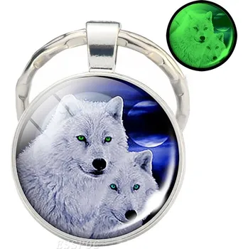 Klíčenka vlk - svítí ve tmě (9) (Přívěšek na klíče vlk)
