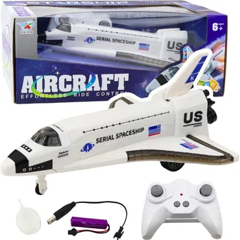 RC model auta Kosmická loď RC na dálkové ovládání se světly zvuky a dýmem