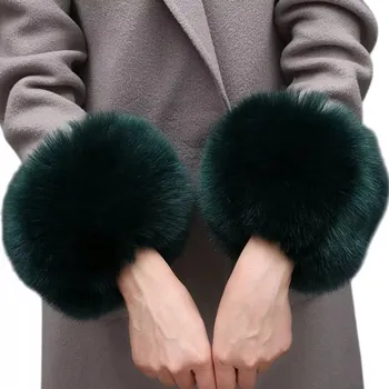 Dámské spodní prádlo Kožešinové manžety - Zelená KP-37724